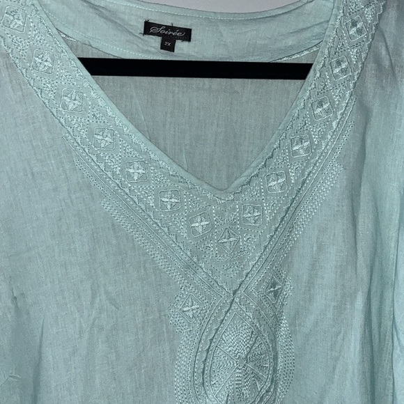 - Soiree linen rayon mint green tunic style v neck embroidered top size 2X - Picture 2 of 6